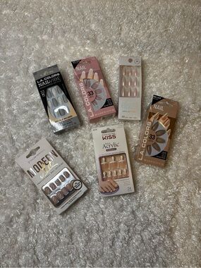 Assorted Press-On Nails Bundle with Neutral & Pink Shades